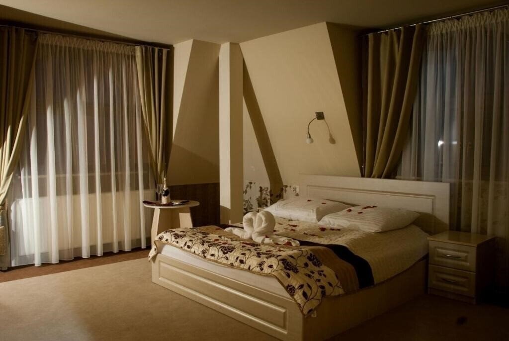 Фото Regent Warsaw Hotel 5*