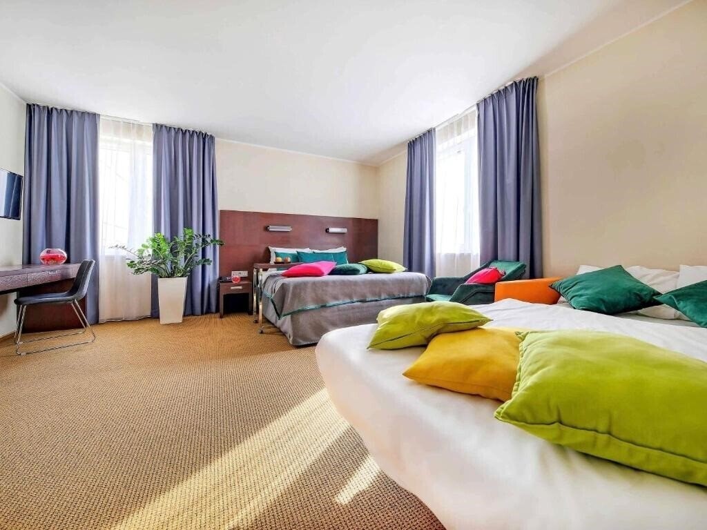 Фото Mercure Airport 3*