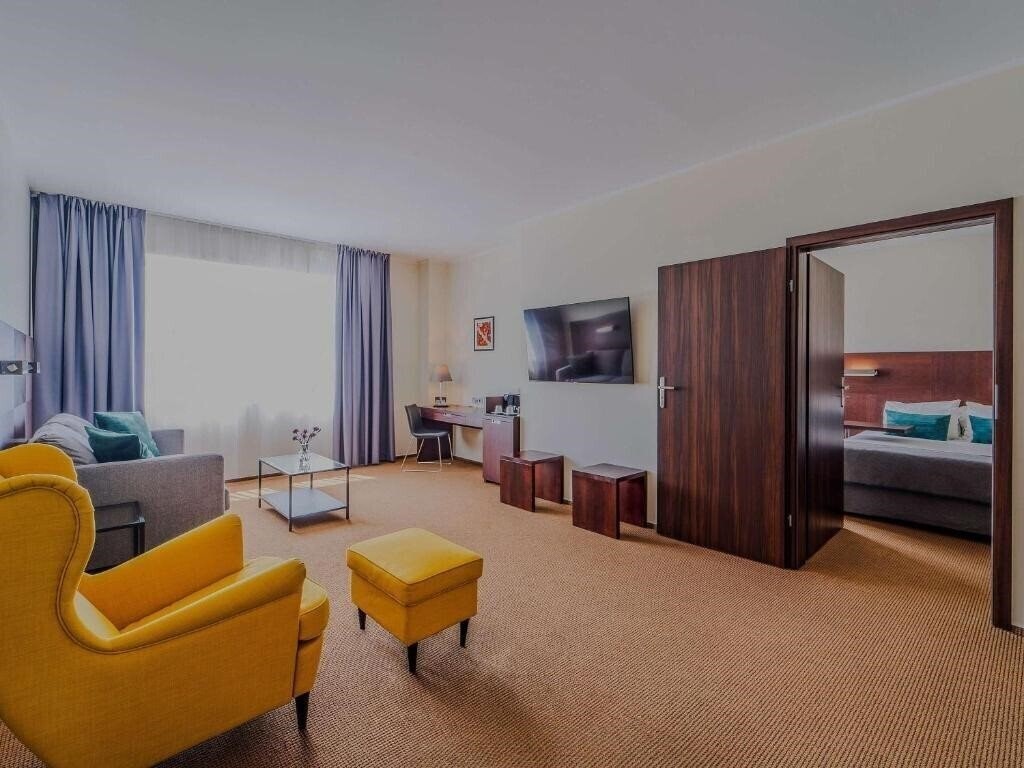 Фотографія Mercure Airport 3*