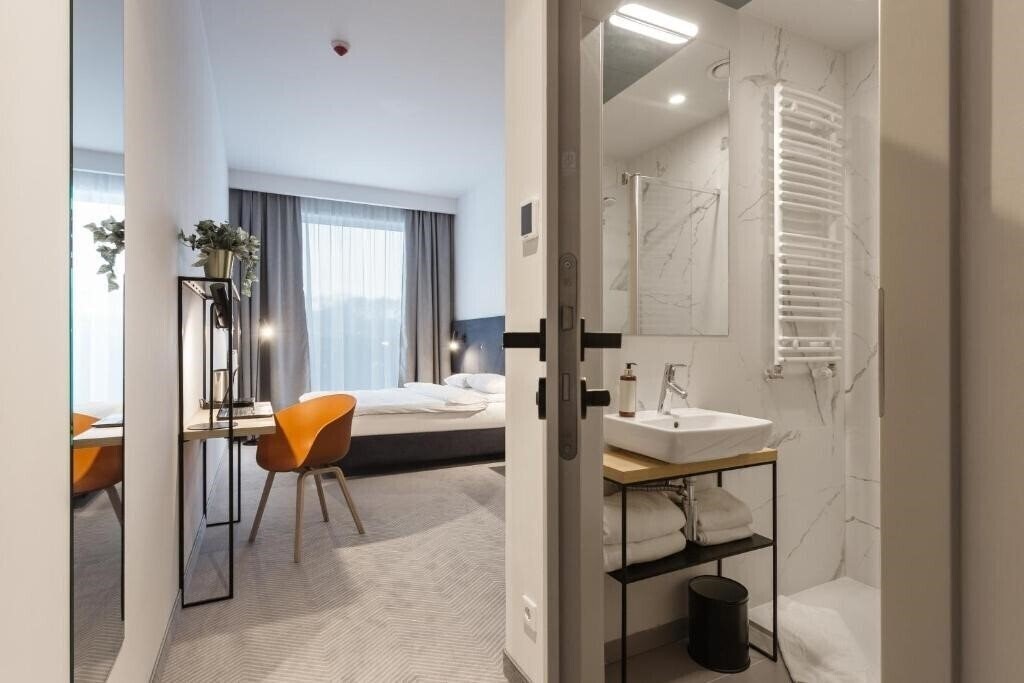 Фотография Platinum Hotel & Residence Wilanow 3*