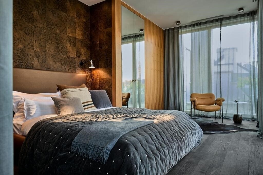 Фото H15 Boutique Hotel 5*
