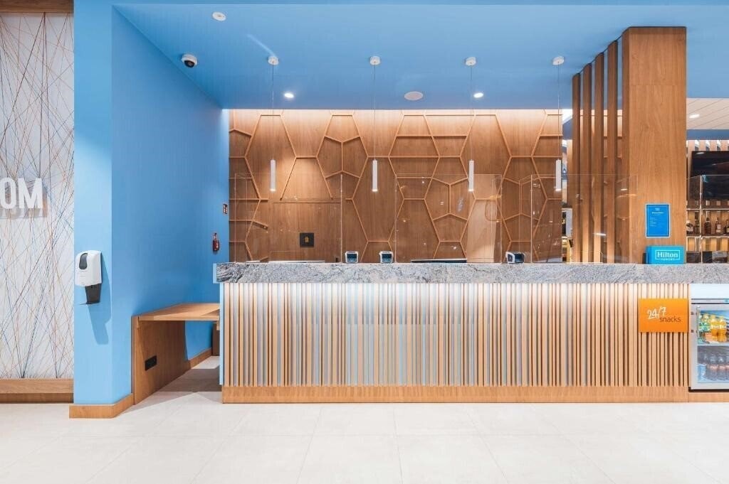Фото Hampton by Hilton Warsaw Reduta 3*