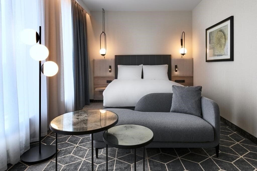 Фото Crowne Plaza Warsaw - The Hub 4*