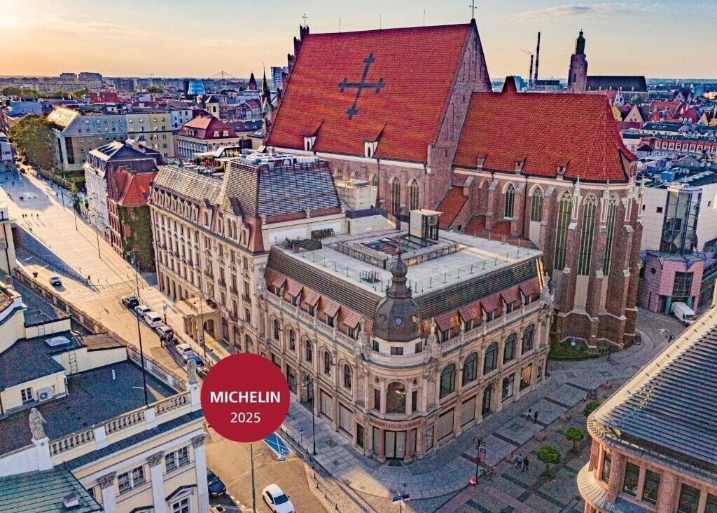 Готель Monopol Hotel 5*