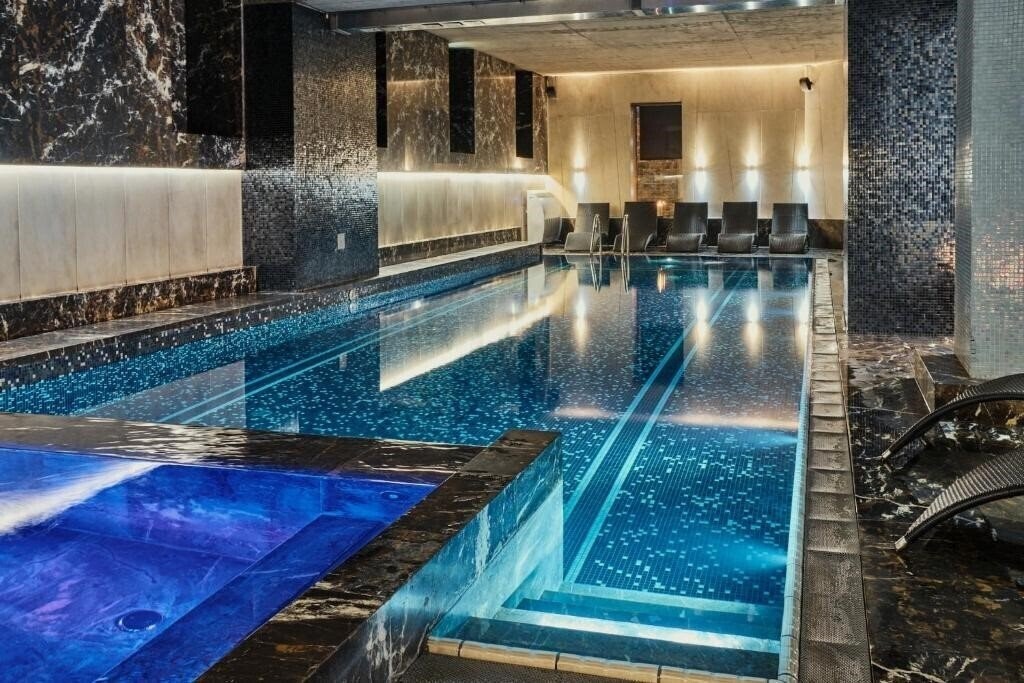 Фото Monopol Hotel 5*