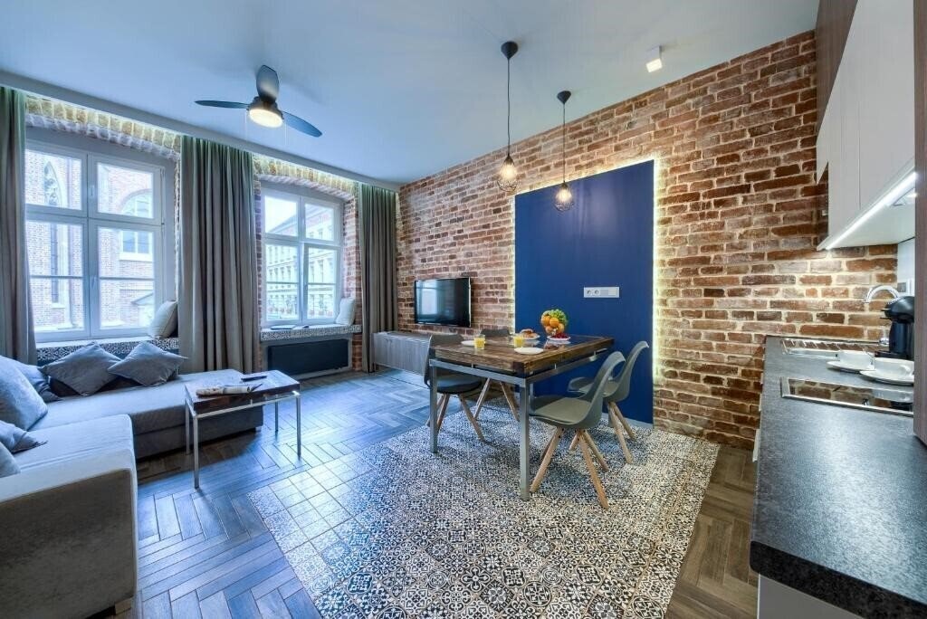 Готель Old Town Apartments апартаменты