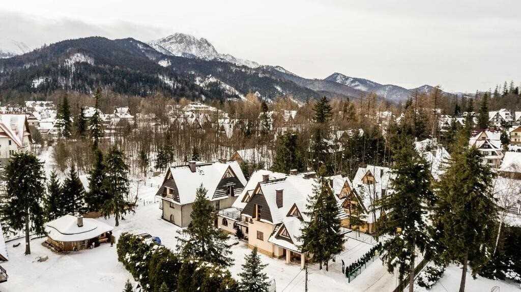 Отель Biale Runo Zakopane 1*