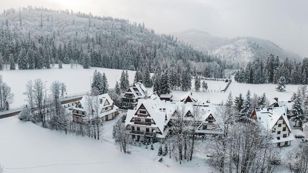 Готель Koscielisko Resort & Koscielisko Residence 3*
