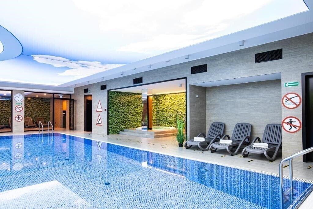 Картинка Crocus 3*