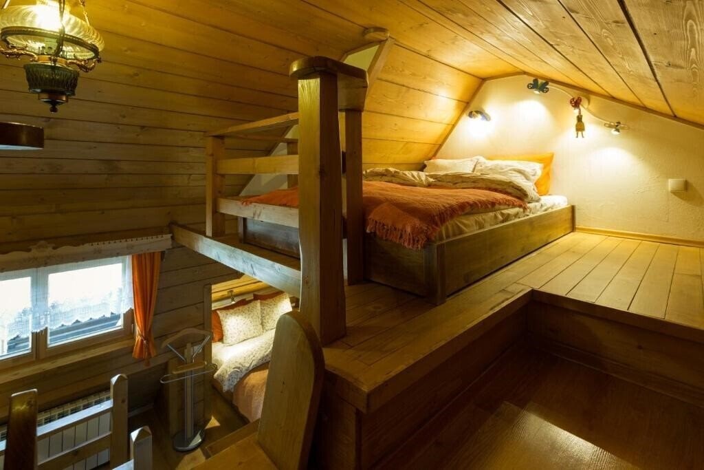 Фото Bambi Rezydencja Butique Pensjonat Apart Htl 1*