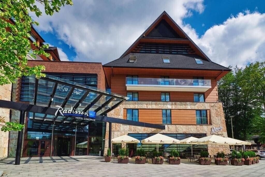 Отель Radisson Blu Hotel & Residences Zakopane 4*