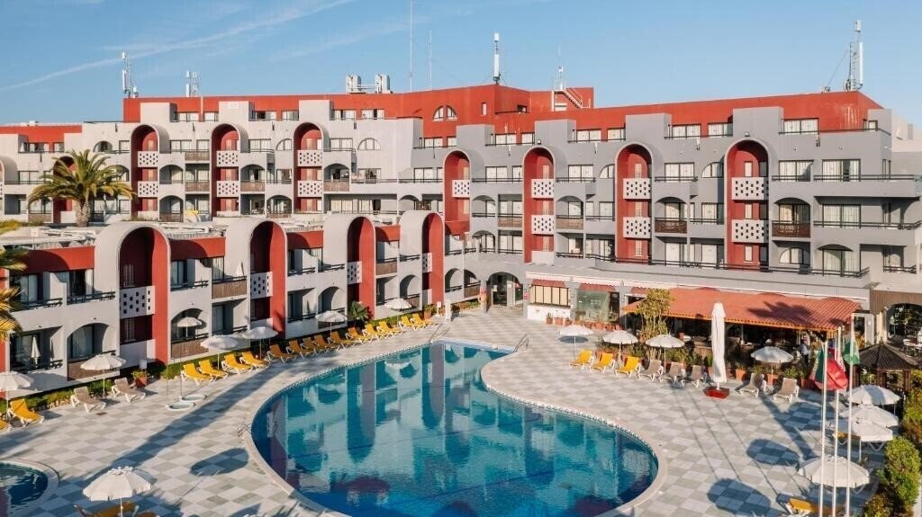 Готель Muthu Oura Praia 4*