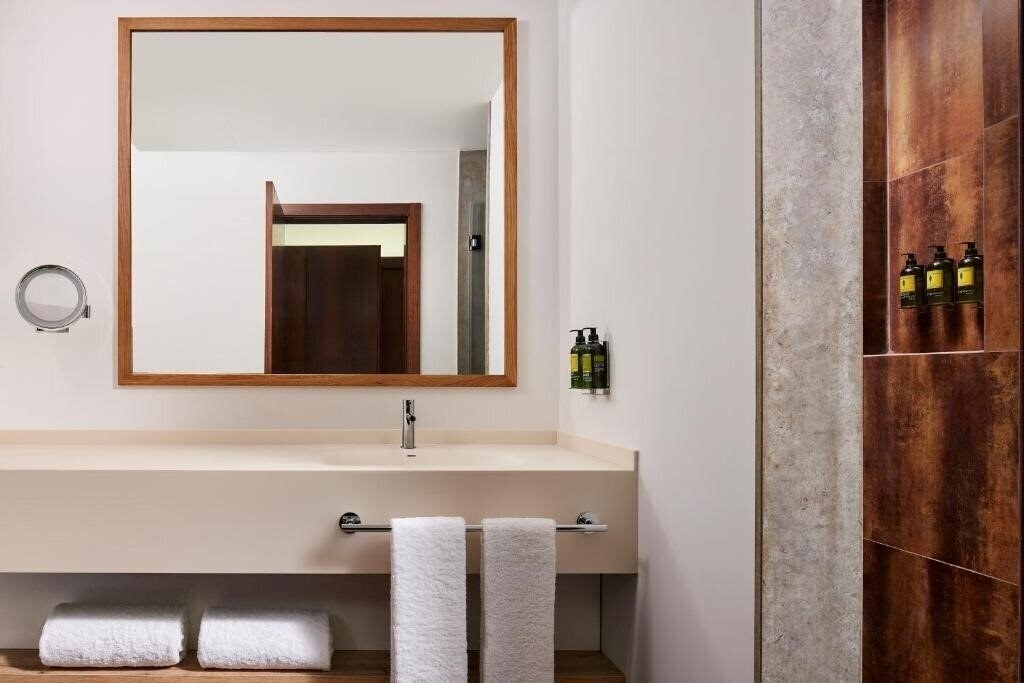 Фотография Salgados Palm Village Apartments & Suites 4*