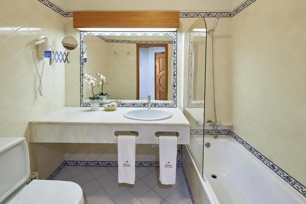 Фотографія Luna Clube Oceano 3*