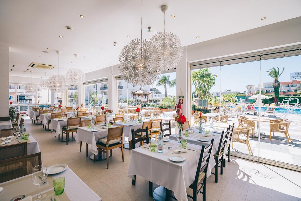 Картинка Oura Praia 4*