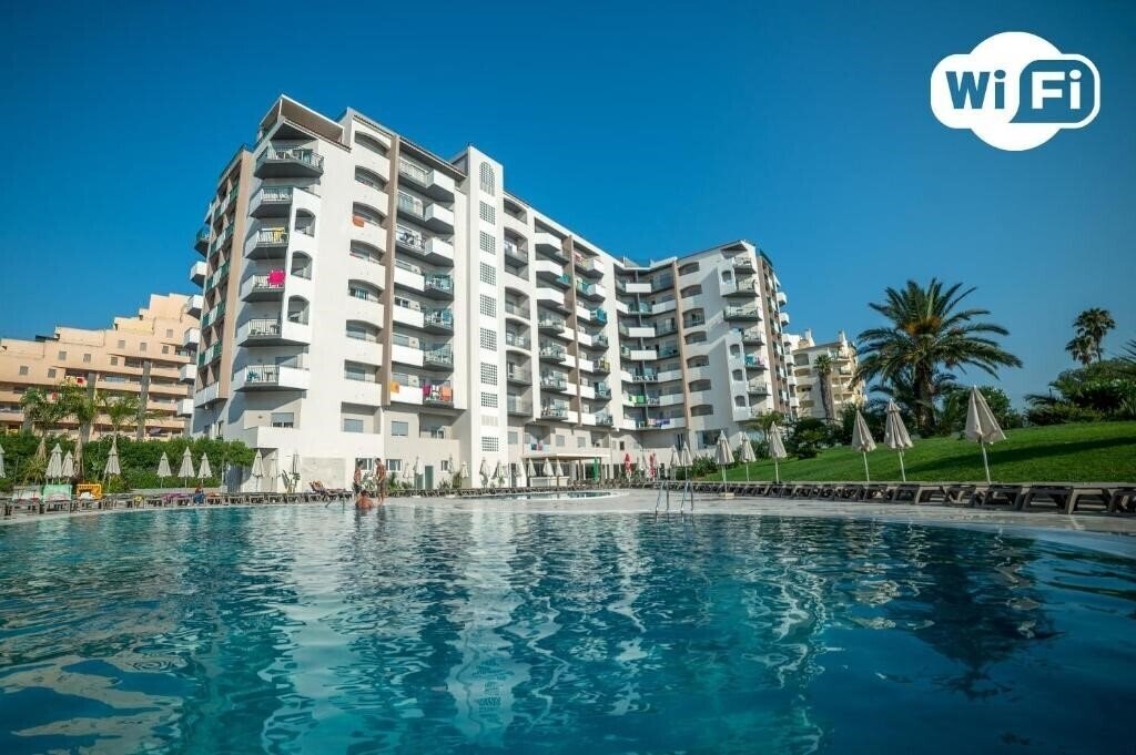 Отель Flor Da Rocha 3*