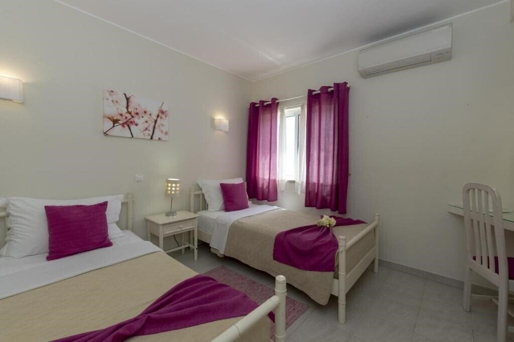 Фото Rocha Brava Village Resort 4*