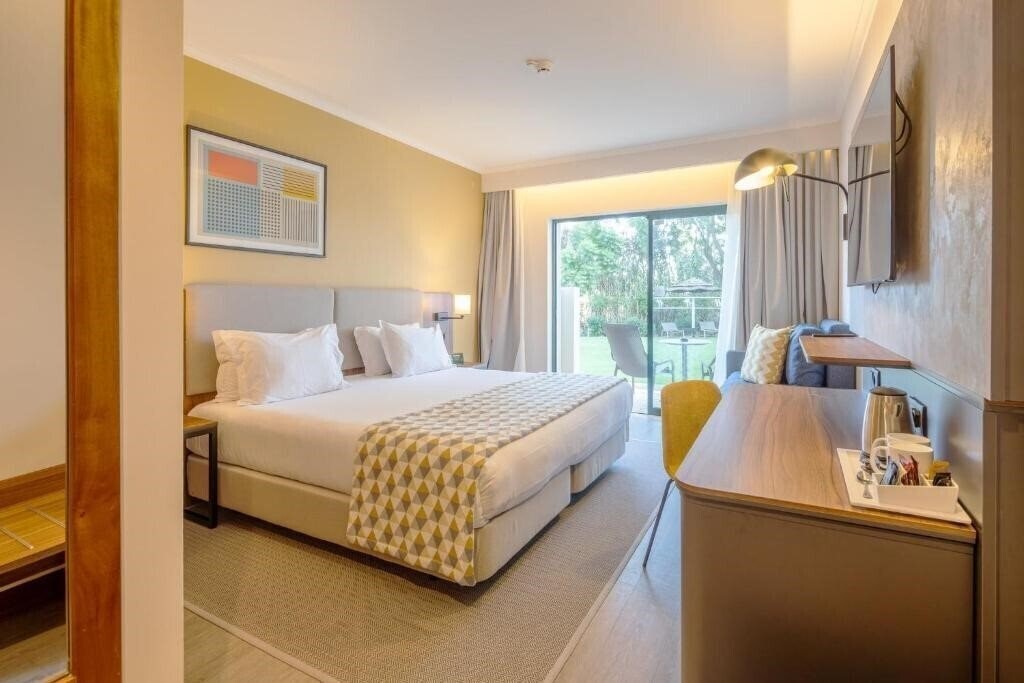 Фотография Holiday Inn Algarve Albufeira by IHG 3*