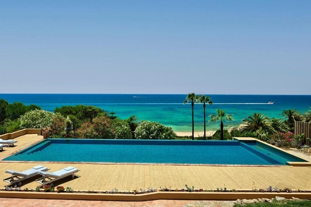 Отель Vila Joya 5*