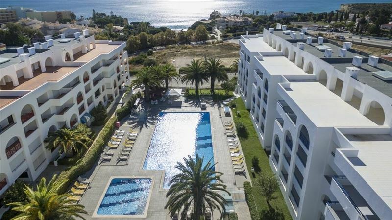 Отель Be Smart Terrace Algarve 3*