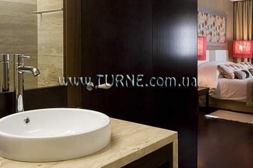 Отель Lake Resort 5*