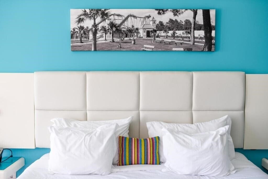 Фото Aquashow Hotel and Water Park 4*