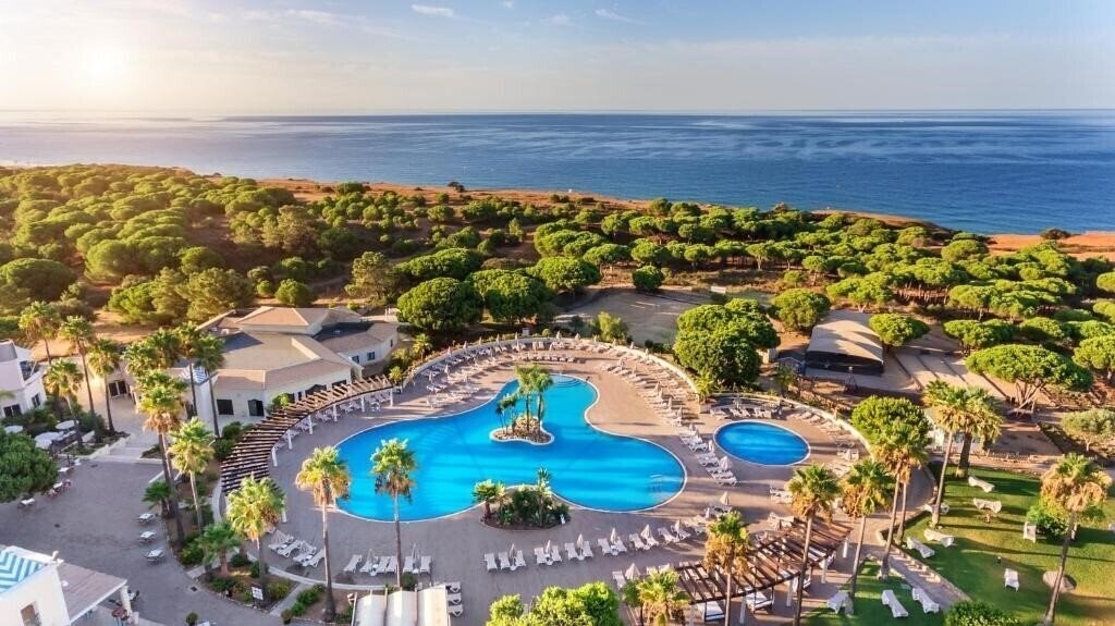 Отель Adriana Beach Club 4*