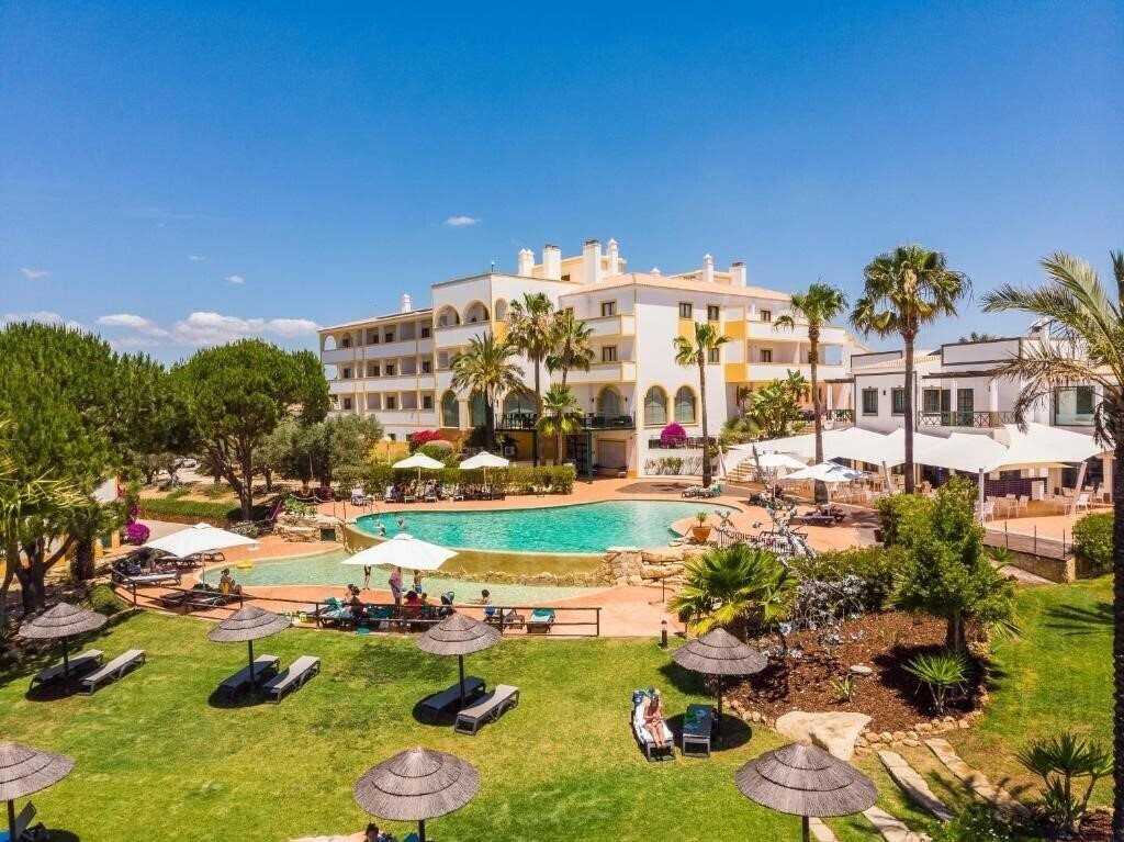 Готель Vale D'El Rei Hotel & Villas 4*