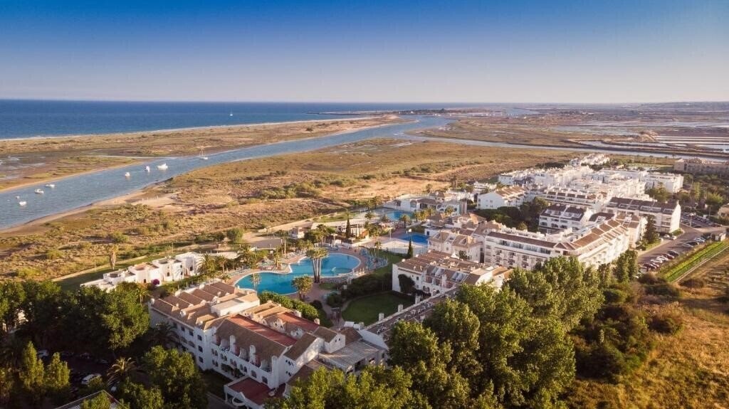 Отель Cabanas Golden Clube отель без категории