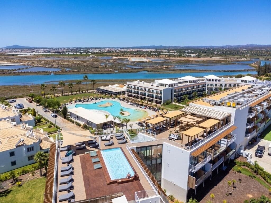 Отель Ap Cabanas Beach & Nature 4*