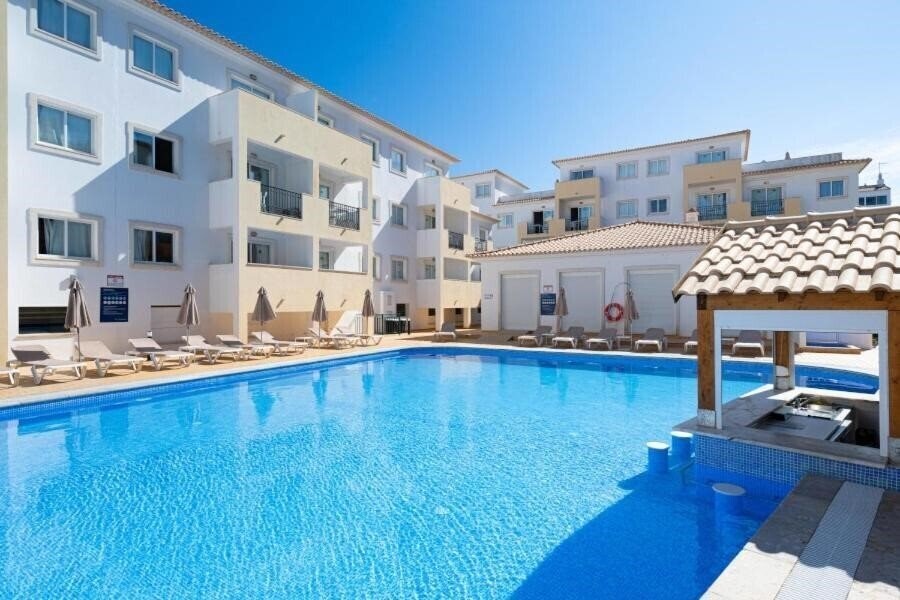 Готель Smy Santa Eulalia Algarve (ex. Cheerfulway Palmeiras De Santa Eulalia) 3*