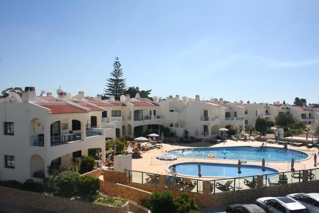 Отель Monte Dourado 4*