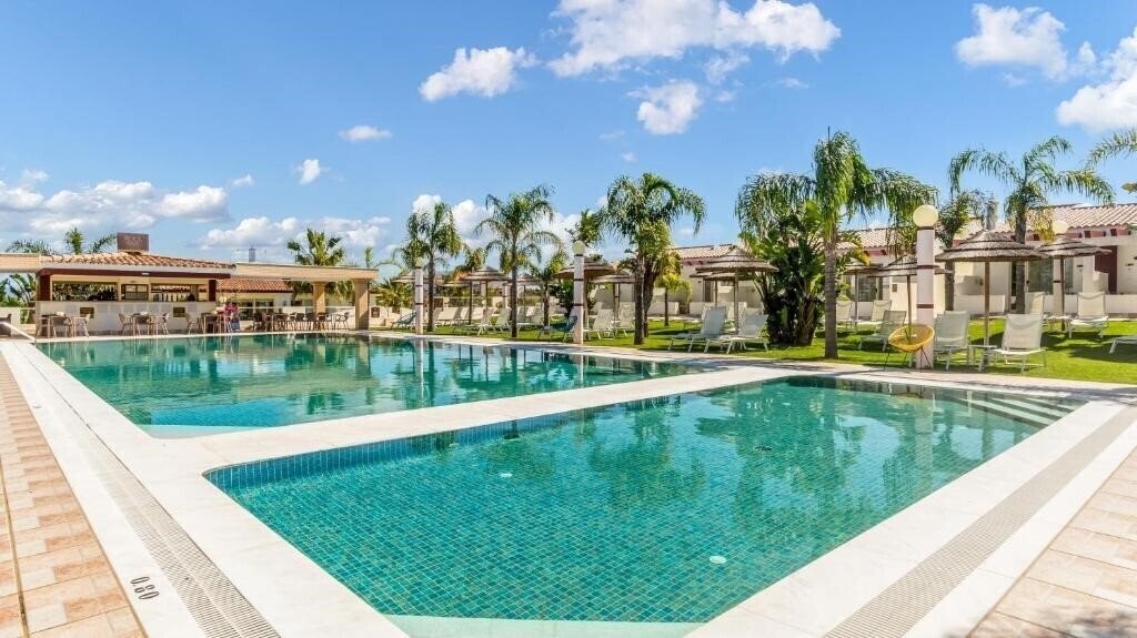 Картинка Rural Bricia Du Mar 4*