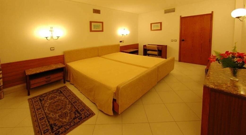 Картинка Algar 3*