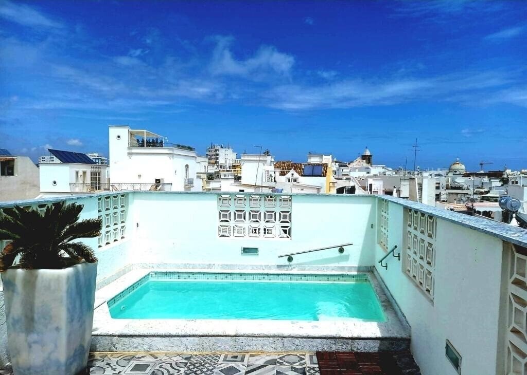 Готель The Patio Suite Hotel 4*