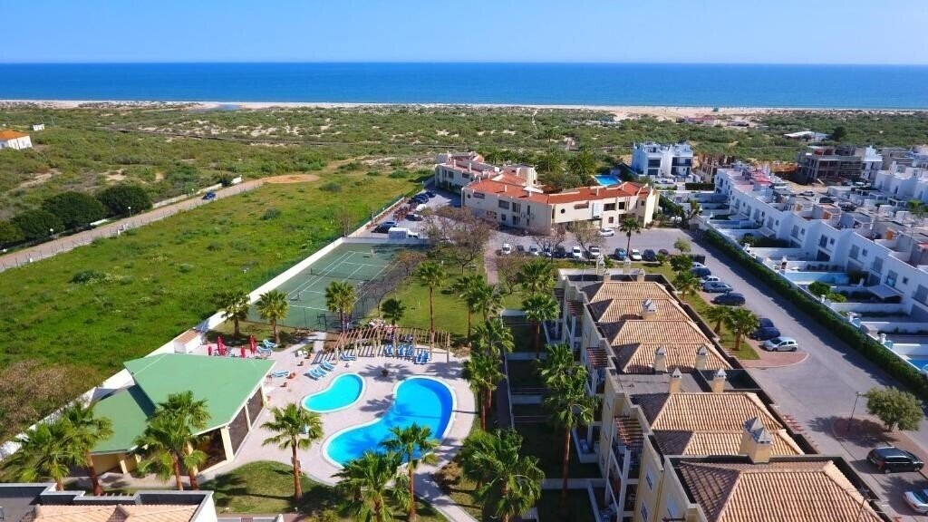 Отель Praia da Lota Resort Apartments 3*