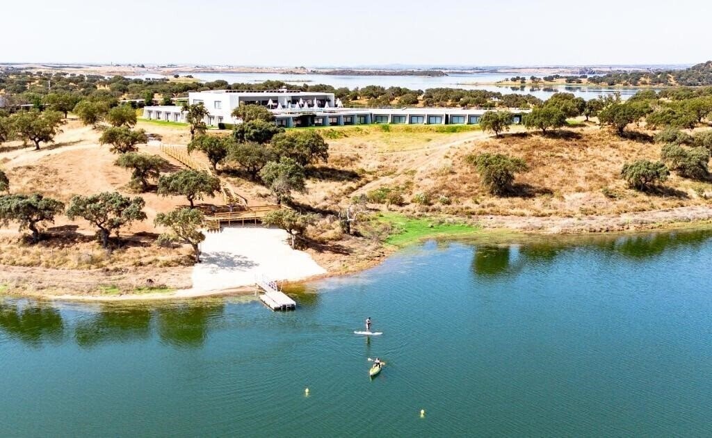 Отель Herdade Dos Delgados 4*