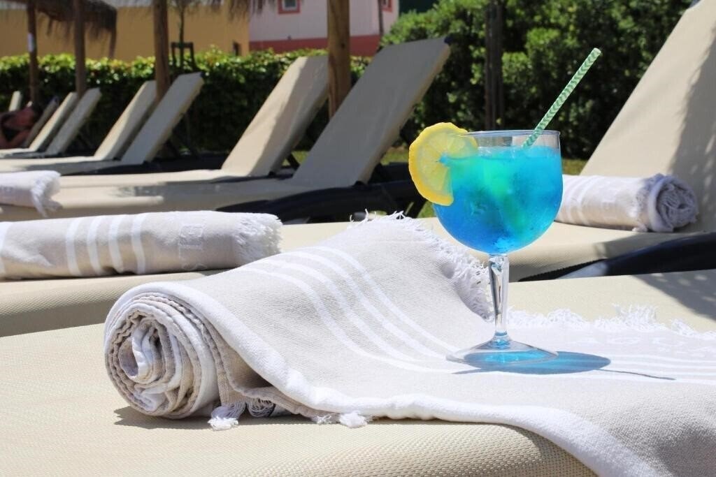 Картинка Agua Hotels Alvor Jardim 3*