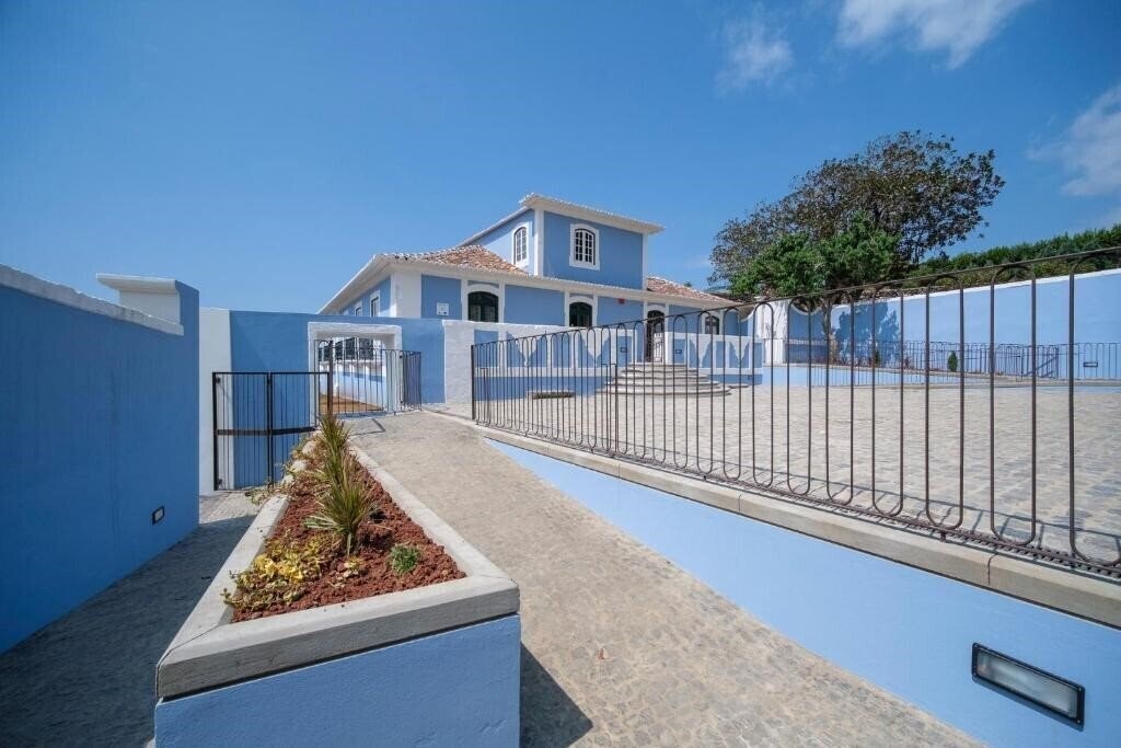 Готель Azores Book Hotel 4*