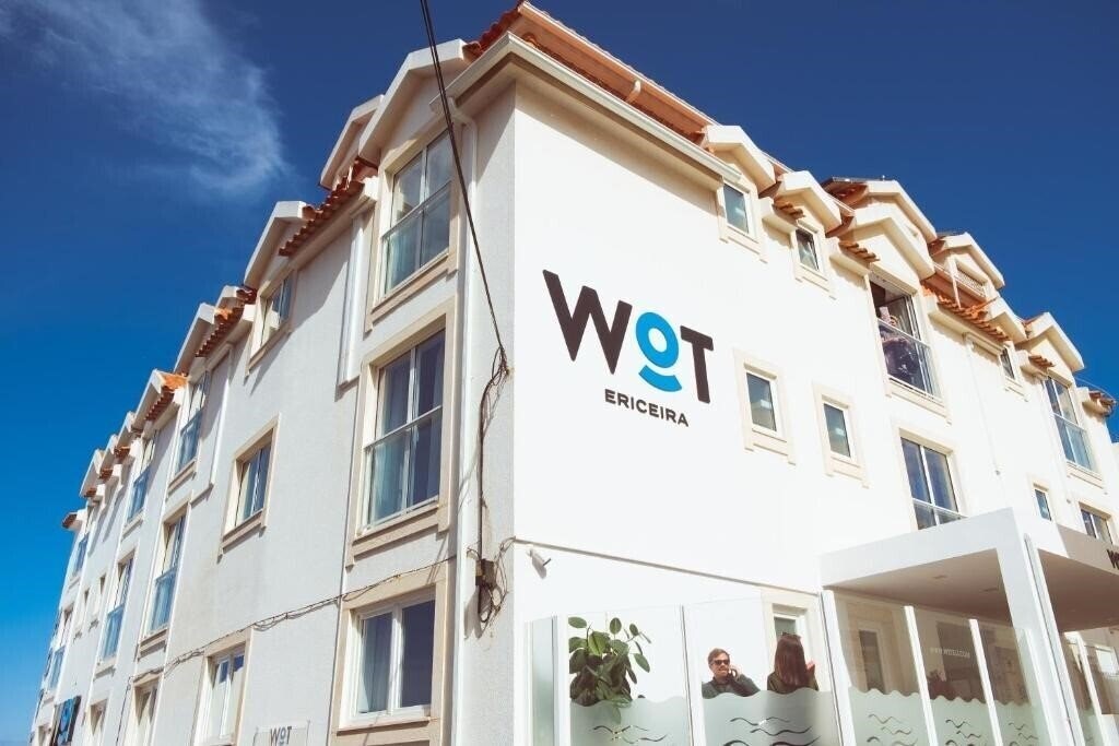 Готель Wot Ericeira 2*