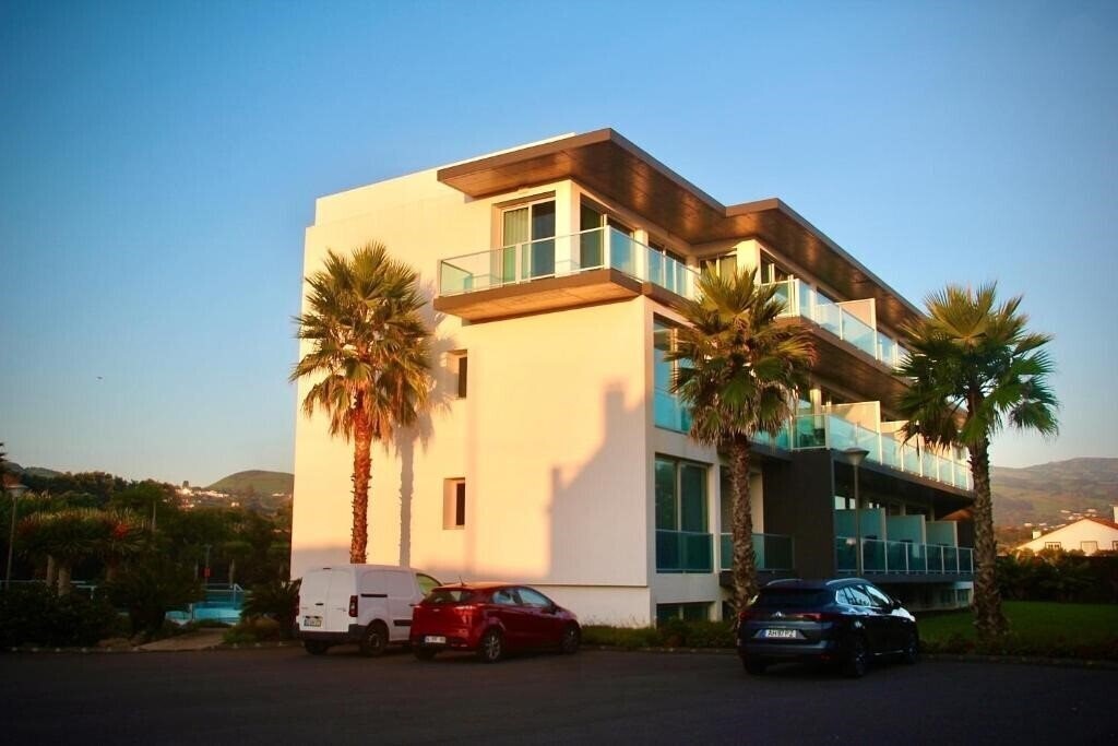 Изображение Whales Bay 4*