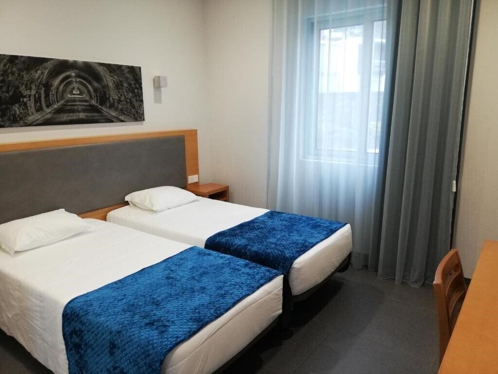 Картинка Whales Bay 4*