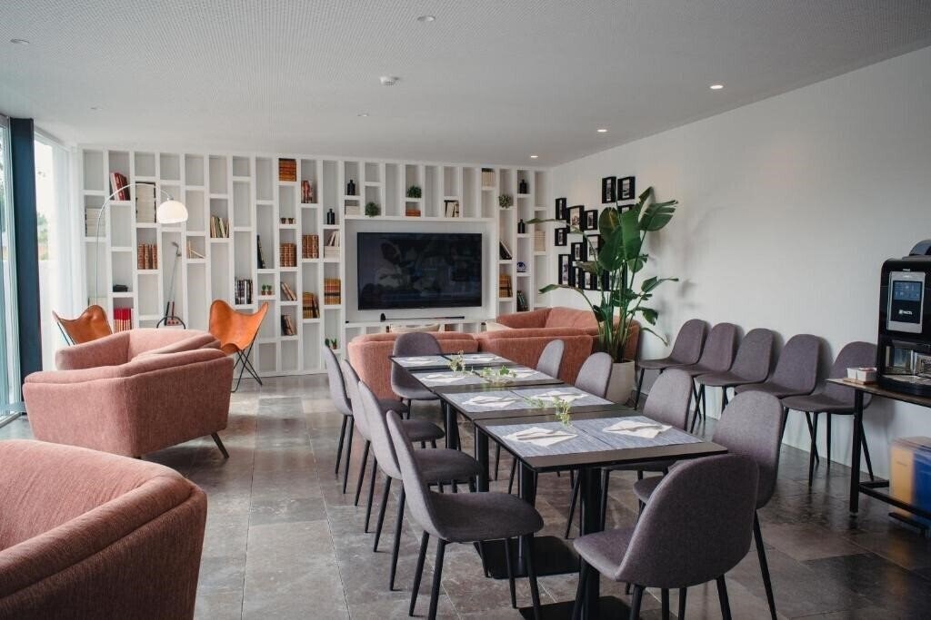 Картинка A House In Estoril 3*