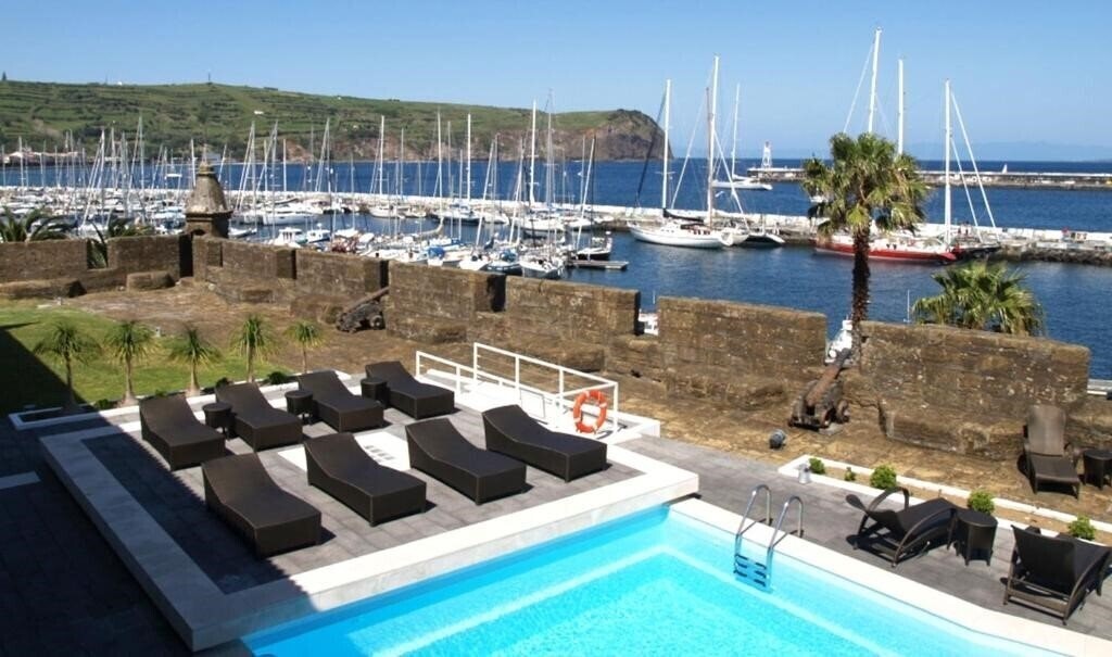 Отель Pousada Forte da Horta 4*