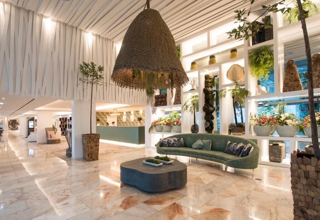 Отель Hotel Alto Lido 4*