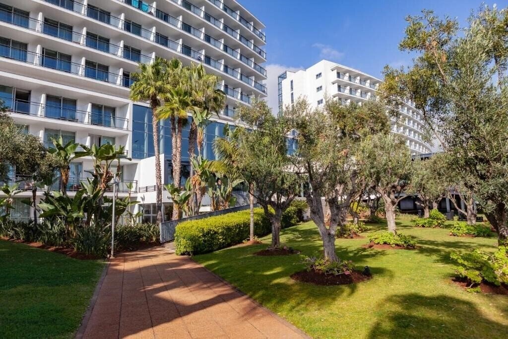 Готель Vidamar Resort Madeira 5*