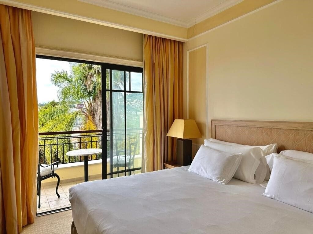 Фото Quinta Funchal Gardens (ex. Quinta Das Vistas Palace Gardens) 5*