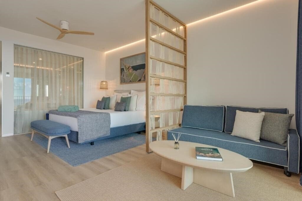 Фото The Editory Ocean Way 5*
