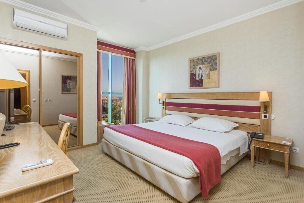 Фото Riviera Hotel Carcavelos 4*