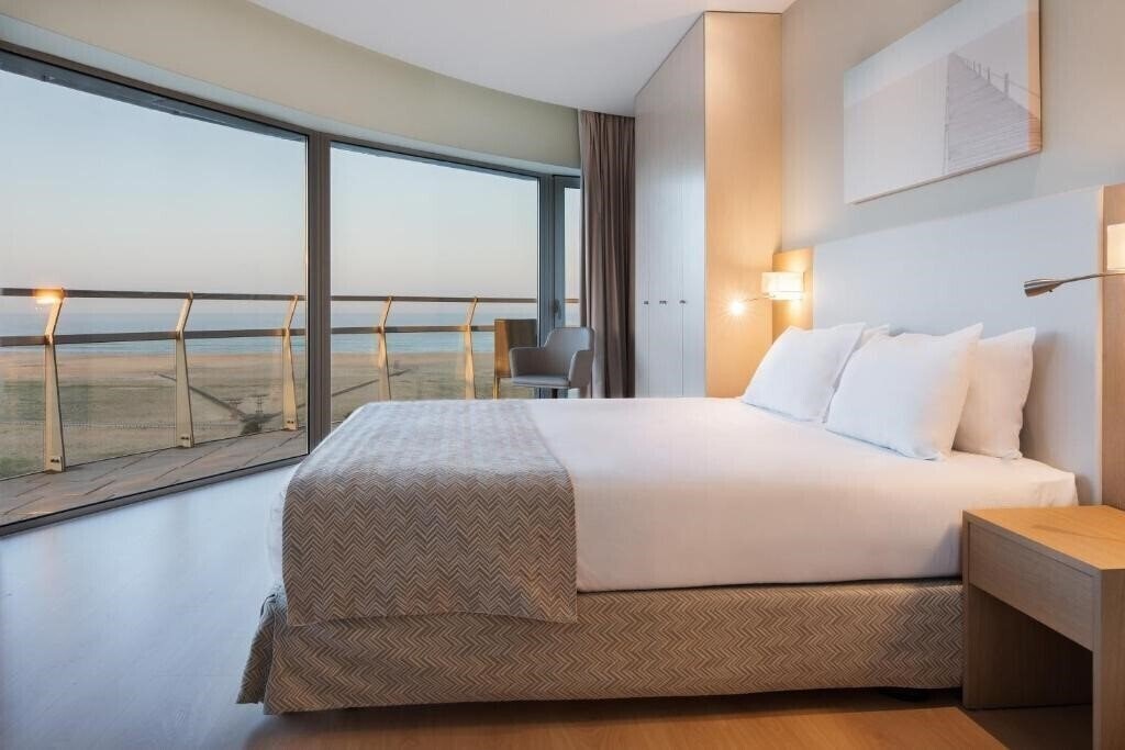 Картинка Eurostars Oasis Plaza 4*